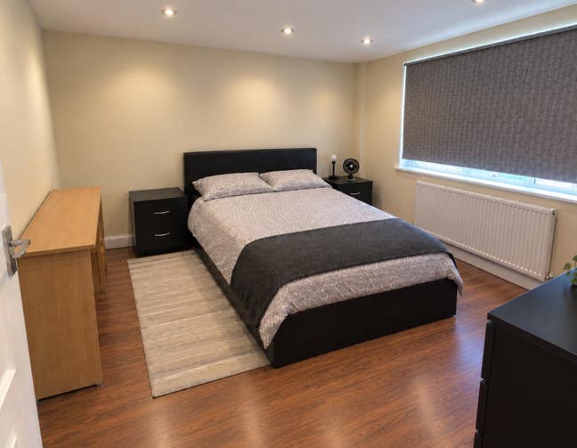 Large Double Room in Slough All Bills Included Main Photo