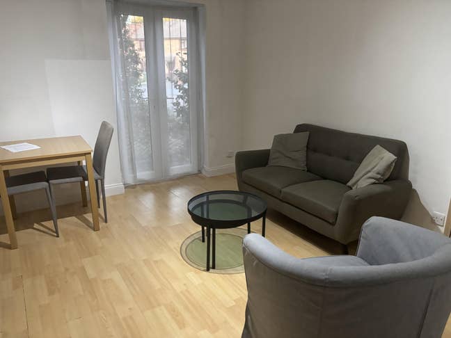 Fully Furnished 1-Bedroom Flat in New Cross, SE14  Main Photo