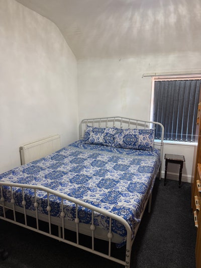 Master bedroom  Main Photo