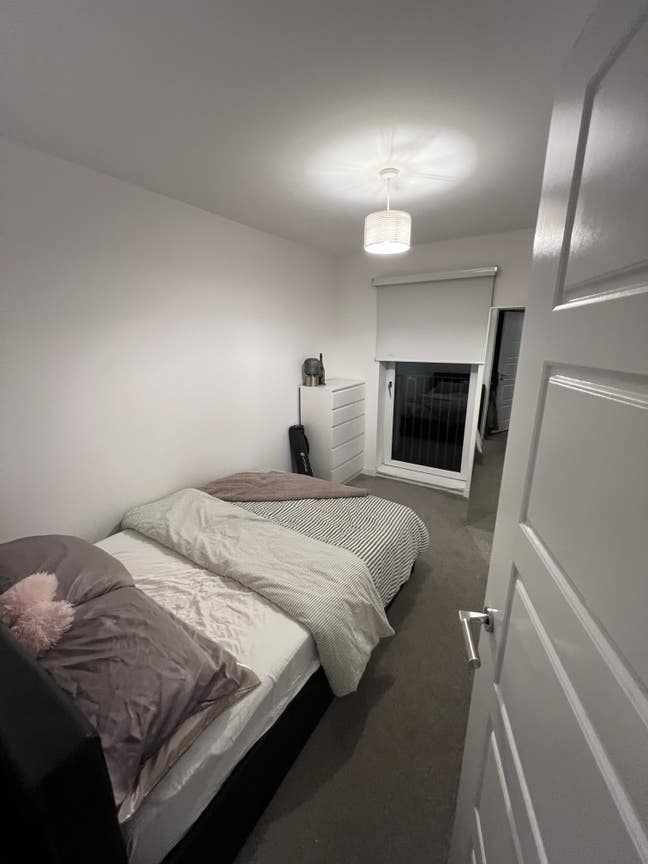 A cosy room is available Main Photo