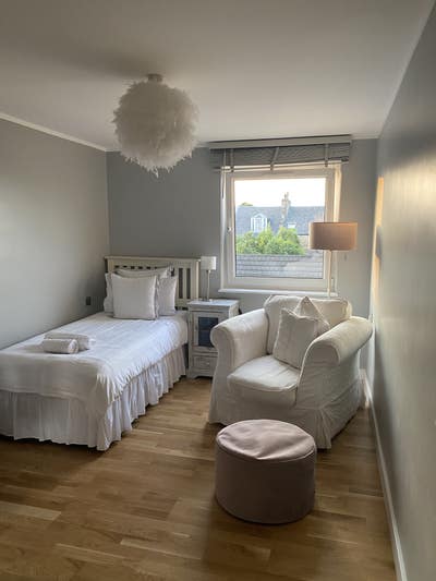 Peaceful Leith Room – Female Only – &pound;575/month Main Photo