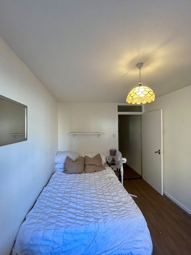 Double Room in Elephant & Castle (zone 1) Main Photo