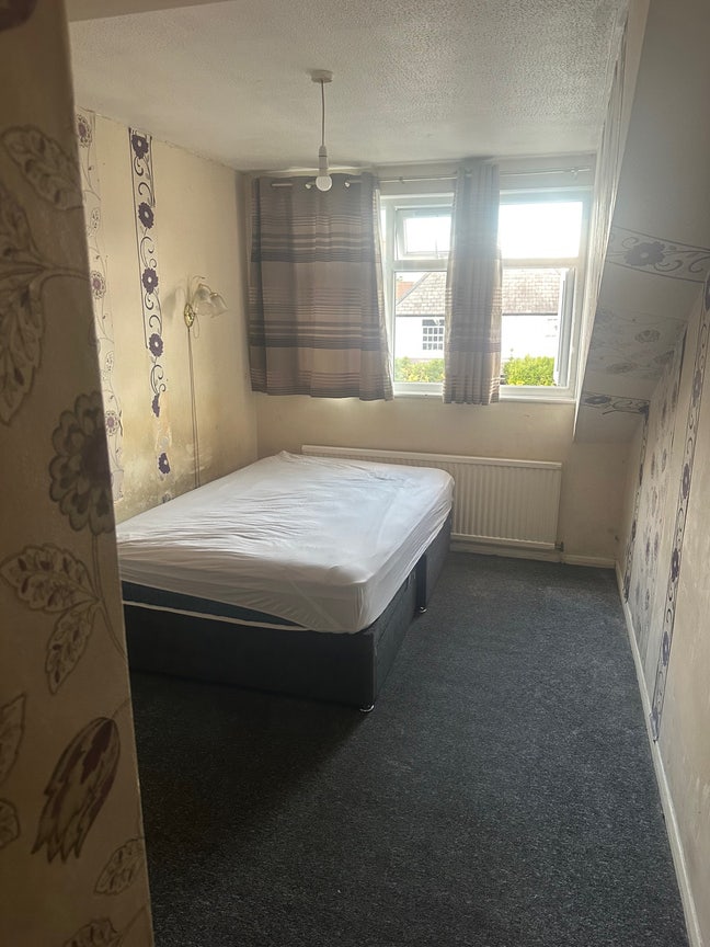 Double room in Maidenhead 10 min walk from station Main Photo