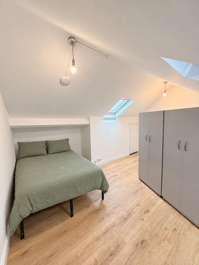 Bright En-Suite Room - Neasden Main Photo