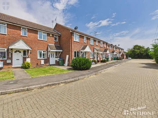 2-Bedroom Terraced House to Rent – Aylesbury, HP21 Main Photo