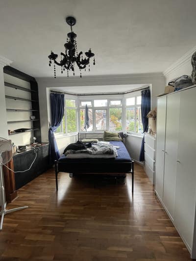 Large Double Room in HA1 Harrow in a shared flat Main Photo