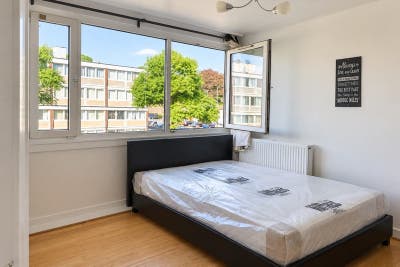 Great Double Room in Roehampton!! (123) Main Photo