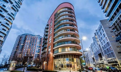 Peaceful, tidy flat available in Canary Wharf Main Photo