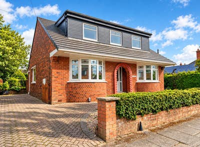Stunning  Property - Completely Refurbished  Main Photo