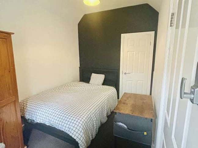 DS 🏡  Double Room Available.  Main Photo