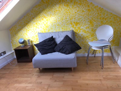 2 Rooms to Let Main Photo