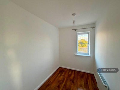 Room for Rent Main Photo
