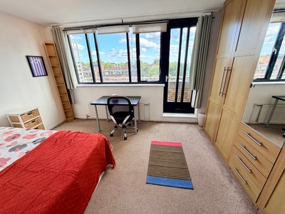 MOVE TODAY-All included-Master+balcony+living room Main Photo