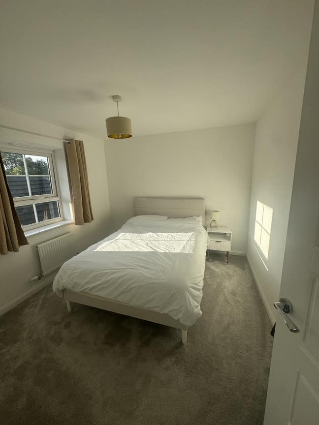 Double Room with Private Bathroom – St Athan Main Photo
