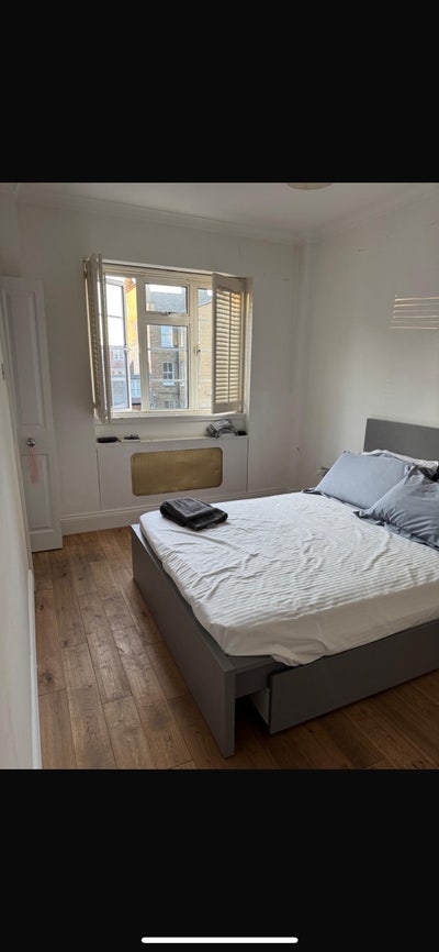 Stunning Double En-Suite Room in Old Brompton Road Main Photo
