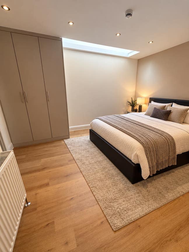 Luxury En-Suite Double Room | All Bills Included Main Photo