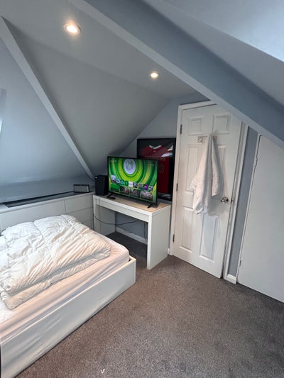 Attic Double Room Shelton Lock, Derby Main Photo