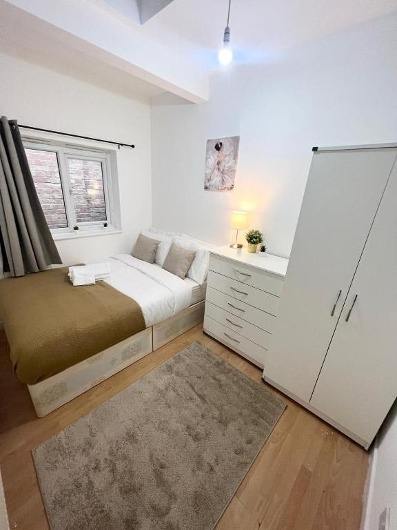 Cricklewood-Kilburn- Cheap Single Room  Main Photo