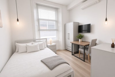 Bright and Modern Studio in Knightsbridge  Main Photo