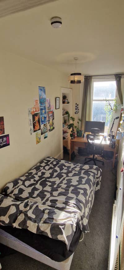 Double Room Available in City Centre Flat Main Photo