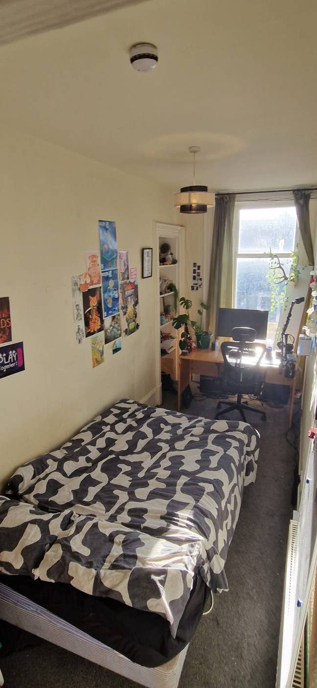 Double Room Available in City Centre Flat Main Photo