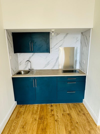Bedsit in Beeston Main Photo
