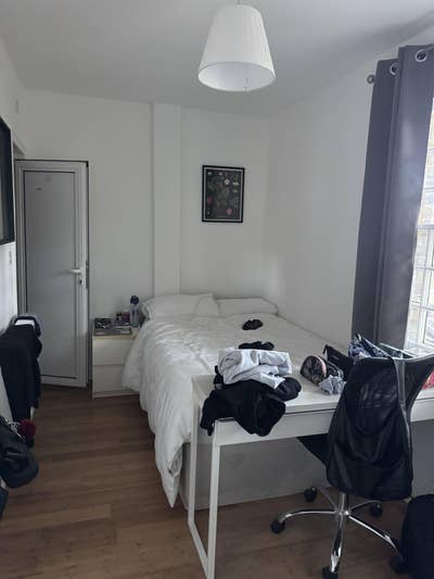 En-suite room available near Elephant and Castle  Main Photo