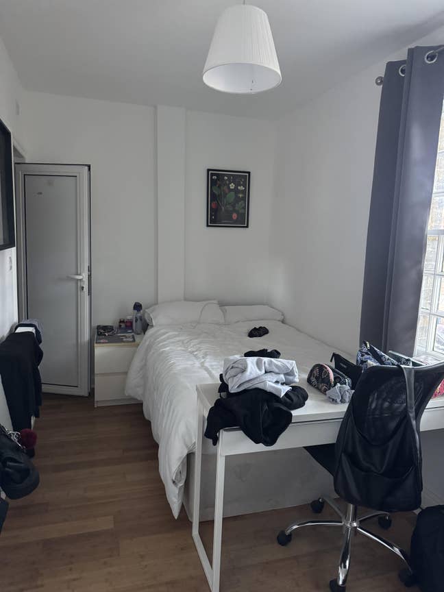 En-suite room available near Elephant and Castle  Main Photo