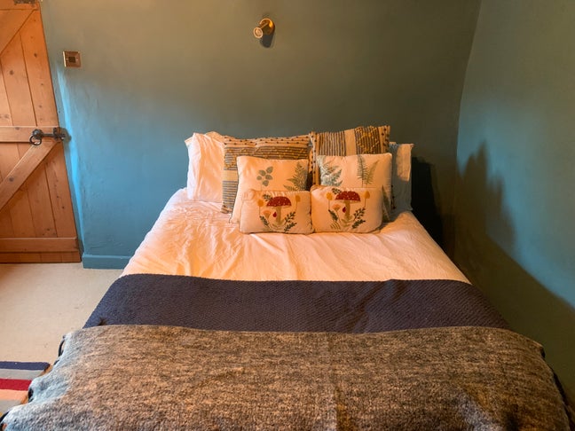 Double Room. Ensuite.  Main Photo