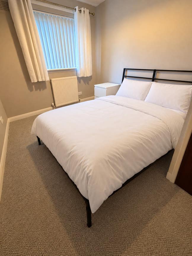 Small Double Room Main Photo
