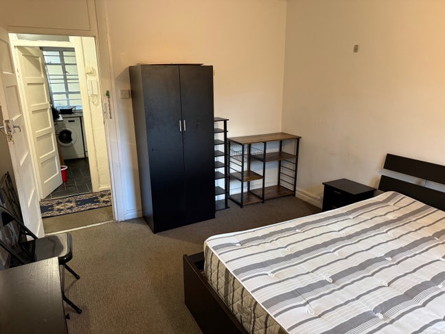 Very Nice Double Bedroom - Stockwell/ Vauxhall Main Photo