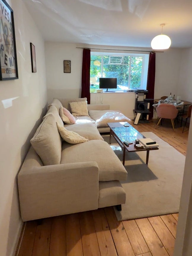 Cosy Crouch End room & home Main Photo