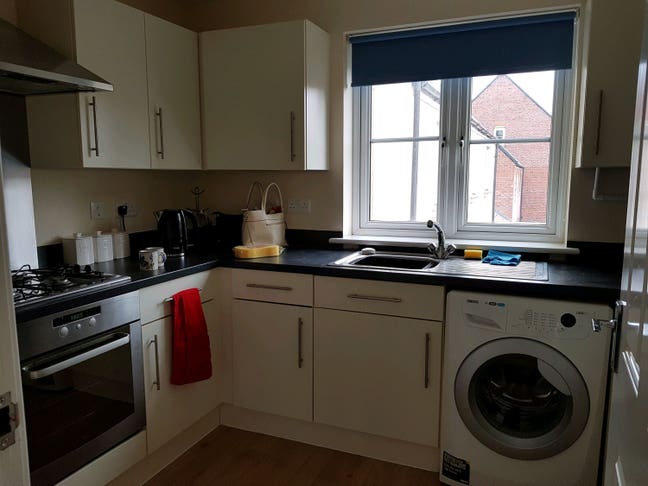 Lovely spacious 2 bed apartment  Main Photo
