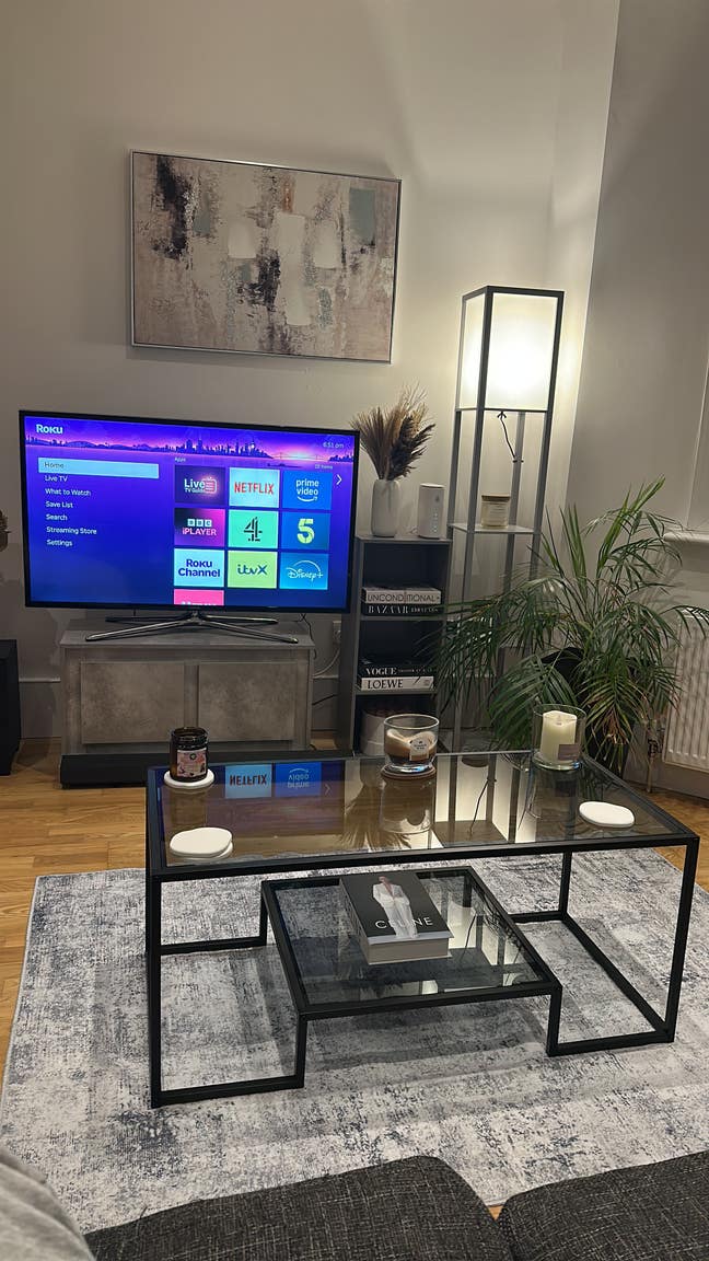 Newly decorated home - double room for rent  Main Photo