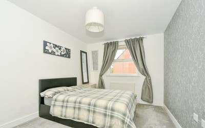 En-suite, furnished Room for Rent (North Swindon) Main Photo