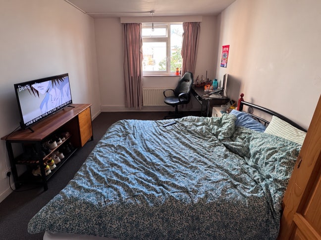 [Short Term]  5 mins walk from Brixton tube  Main Photo