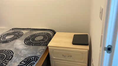 Room for rent Main Photo