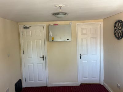Bright ensuite double room in Mitcham, bills incl Main Photo