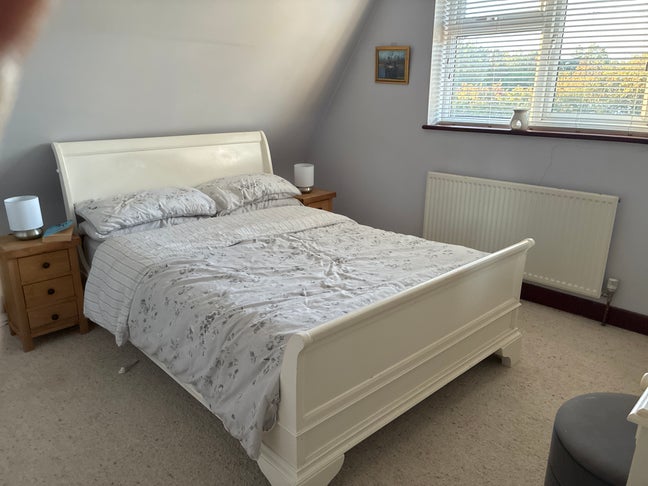 Room available  Main Photo