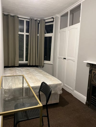 Beautiful double room in walthamstow  Main Photo
