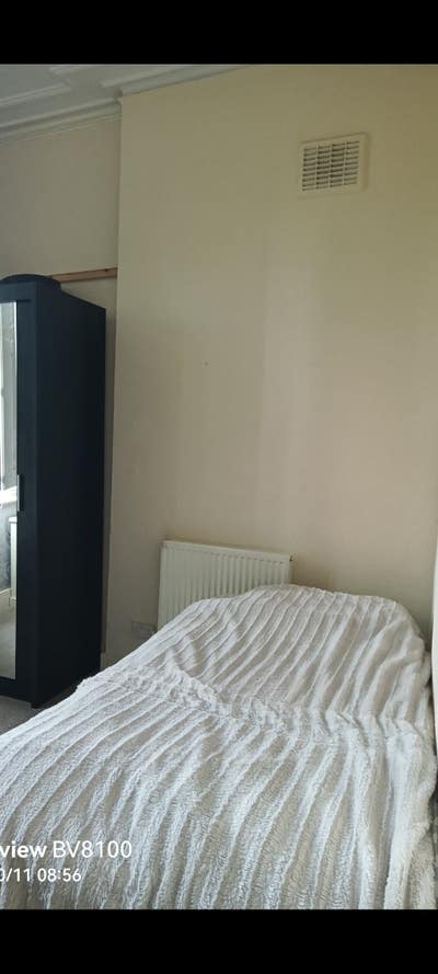 Room Main Photo