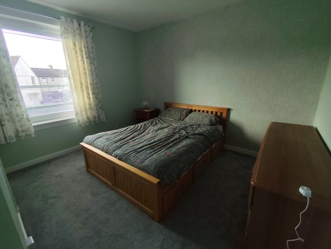 Double Room in a 3-Bedroom House in Whitecross Main Photo