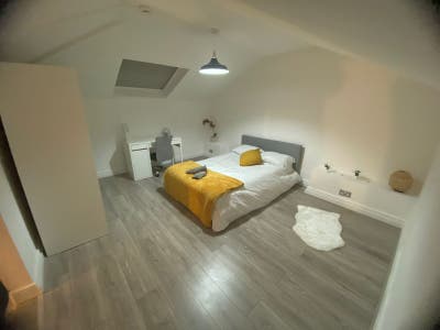 🏡 Private Studio N16 | Couples Welcome 💕 Availab Main Photo