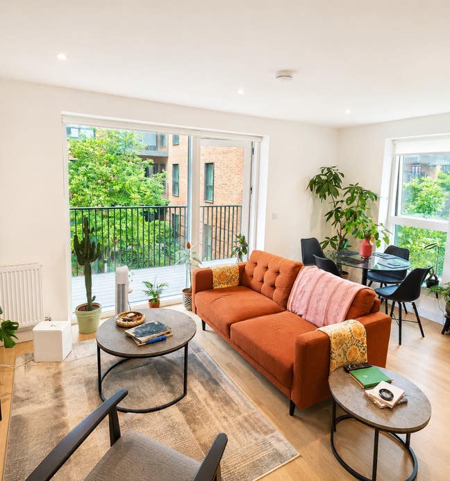 Double Ensuite Room – &pound;1200 (All Bills Included) | Main Photo