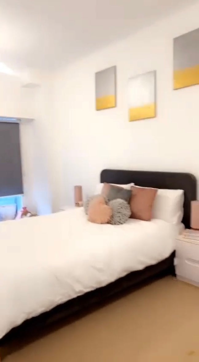 Fully Furnished En Suite Room in Gallions Reach Main Photo