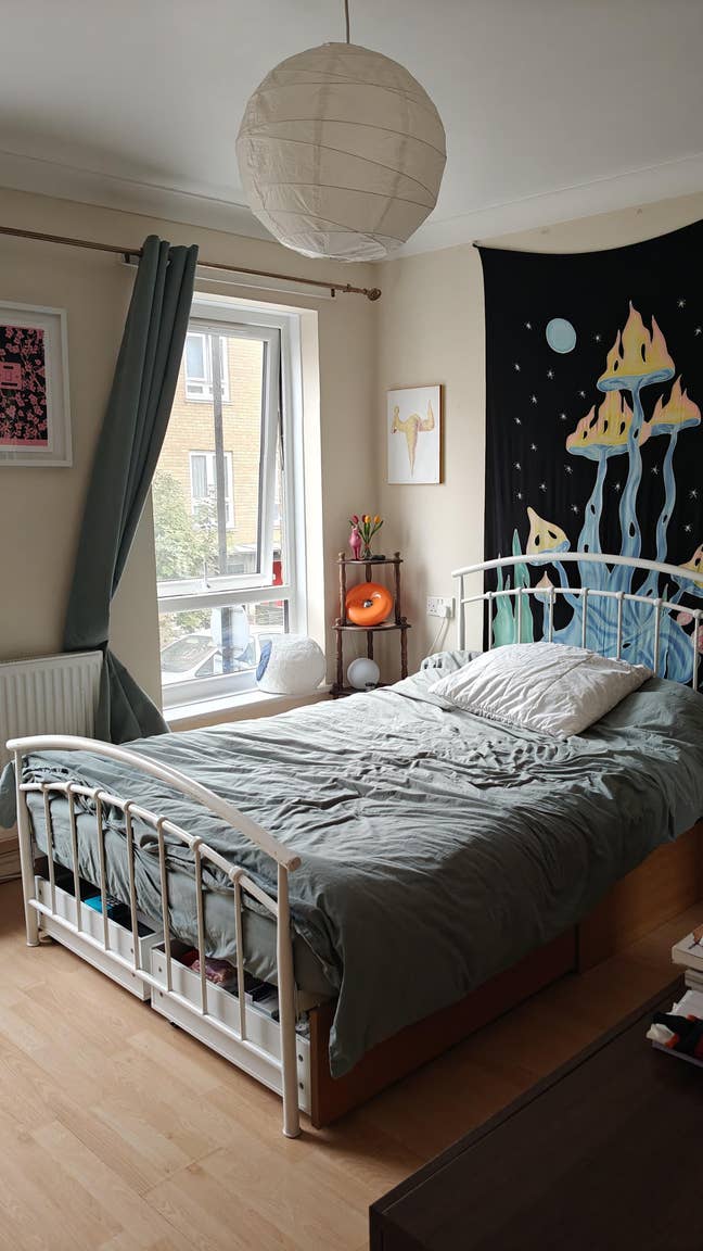 Large double bedroom off Essex Road Main Photo
