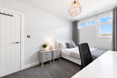 # Two Furnished Rooms Available – Bills Included \ Main Photo