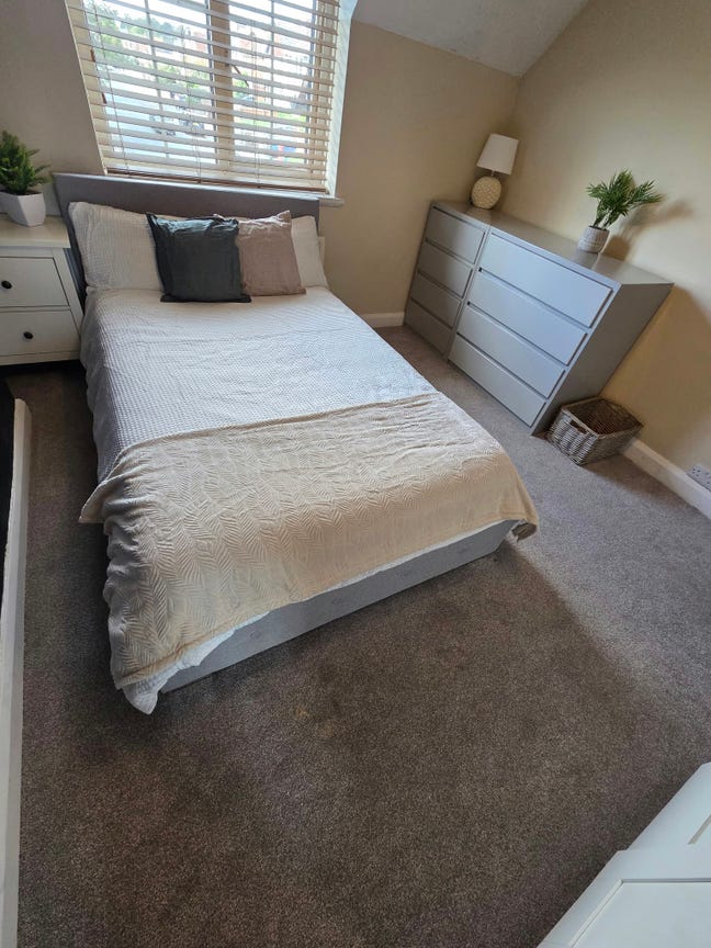 double room, strong WiFi. Parking. Main Photo