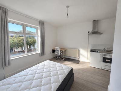 Brand New En-suite Rooms & Studios | Open House Main Photo