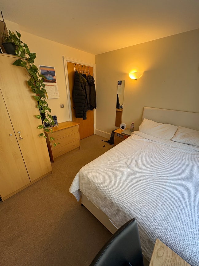 Double with own bathroom in Islington Main Photo